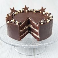 Čokoládová torta s farebnými plnkami (1/1)