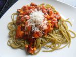 Špenátové špagety s omáčkou