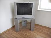 Tv stolik rohovy
