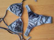Strieborne bikiny-plavky