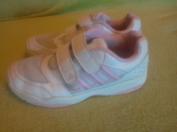 Tenisky a adidas