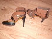 Sandale