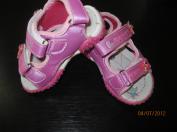 Predam krasne sandalky -