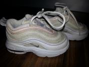 Nike tenisky