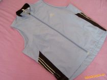 Vesta adidas