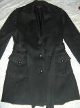Elegantný čierny kabátik