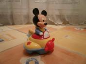 Mickey v lietadielku