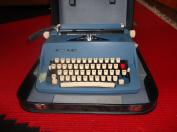 Písací stroj kufríkový
