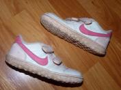 Tenisky Nike 26,5