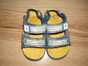 Adidas sandálky
