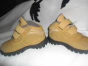 Nike trekove topanky 22