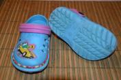 2x crocsy spolu