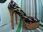 Kvetované sandálky