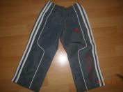 Adidas sustaky