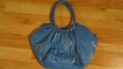 Modra kabelka
