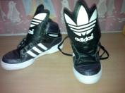 Adidas jeremy scott