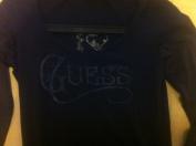 Guess tricko