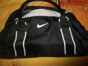 Nike kabelka