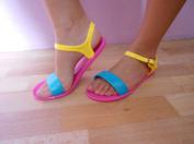 Trendy gumené sandálky