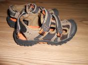 Chlapčenské sandále