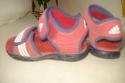 Sandalky adidas 25