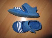 Adidas sandálky