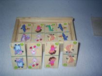 Domino dora