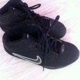 Nike botasky 37