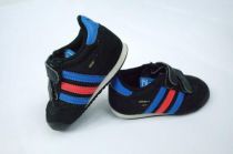 Adidas semišové tenisky