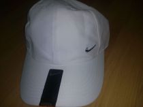Šiltovka nike