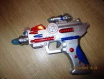 Pistol na baterky