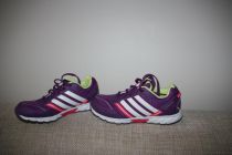 Tenisky adidas 32