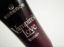 Farba na pery essence