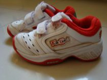 Tenisky na tenis
