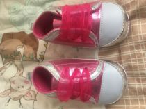 Ako nove capacky 9-12m.