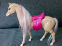Barbie kôň