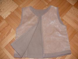 Vesty Od 4€-č.122-128 (3/3)