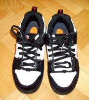 Kolečkové botasky Heelys (2/5)