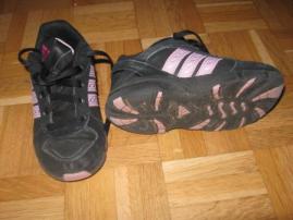 Tenisky Adidas (3/3)