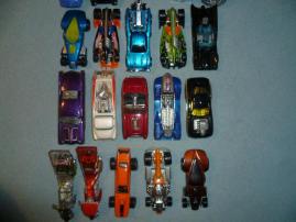 5 kus=6€,hot wheels autá (5/7)
