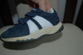 Tenisky (2/6)