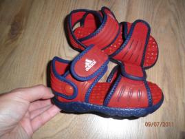 Adidas sandálky (2/3)