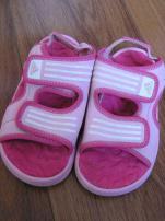 Adidas sandale (1/2)