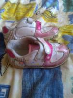 Botasky hello kitty (1/1)