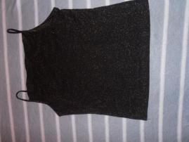 Čierny top (1/1)