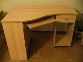 Pc stol (2/2)