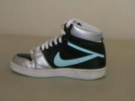 Botasky Nike, (1/1)