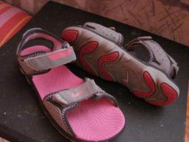 Sandalky nike (2/4)
