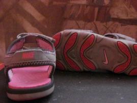 Sandalky nike (4/4)