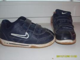 Nike (1/2)